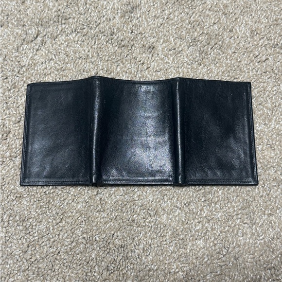 Rolfs Black Leather Cowhide Tri-Fold Wallet with ID Window - Picture 7 of 13